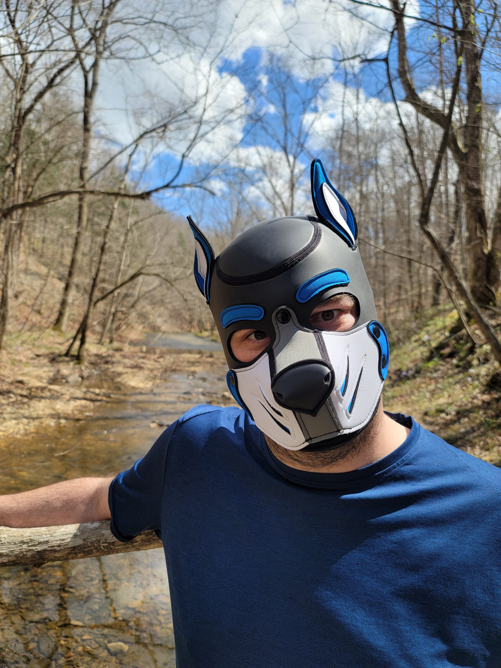 Comet was forced to go on a hike by @PupSkysoar, haven’t been hiking in over 10 years…long overdue.  :3